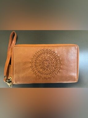 Vilenca Leather Wristlet Wallet